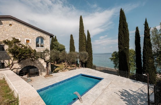 For sale Villa Lake Padenghe Sul Garda Lombardia